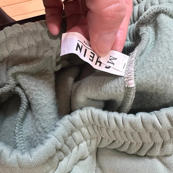 SHEIN Sage Green Pull On Sweatpants Shorts - Medium - Picture 7 of 10